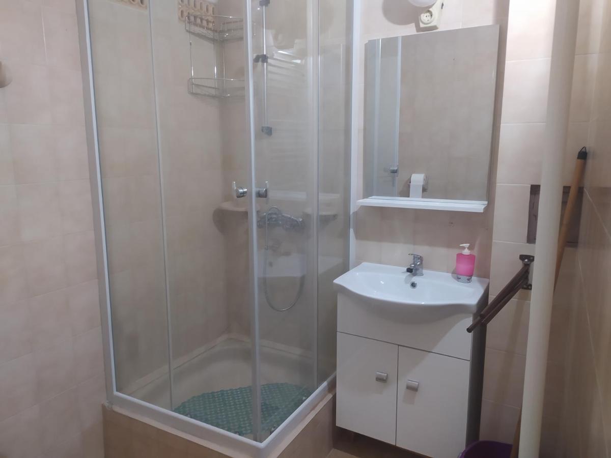 Etus Vendeghaz Villa Balatonfenyves Buitenkant foto