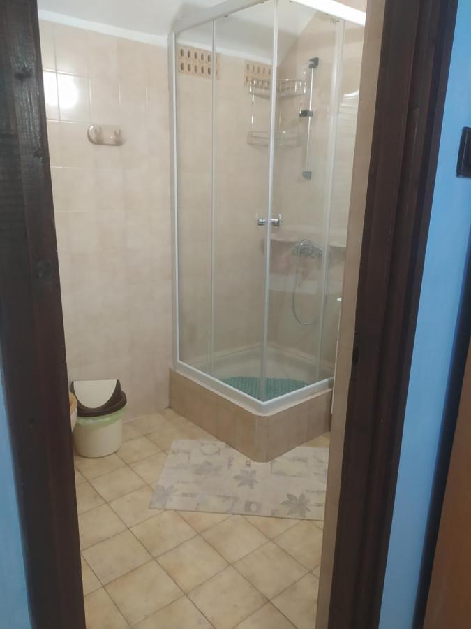 Etus Vendeghaz Villa Balatonfenyves Buitenkant foto