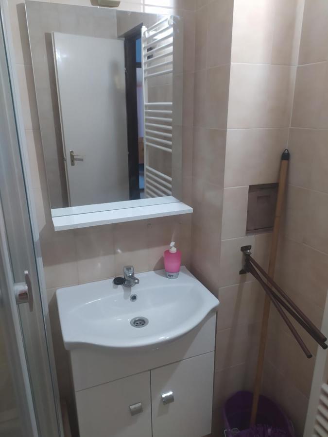 Etus Vendeghaz Villa Balatonfenyves Buitenkant foto